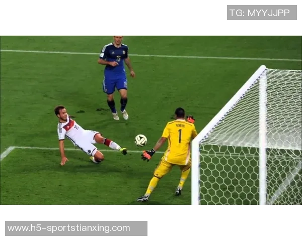 克洛泽世界杯传奇之路24场16球零点球攻破阿巴英等强队